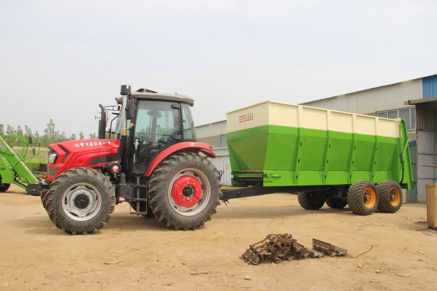 Manure Spreader for Cow Farmers